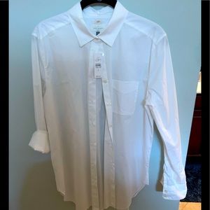 New with tags, Loft classic women’s button down shirt, size Medium.